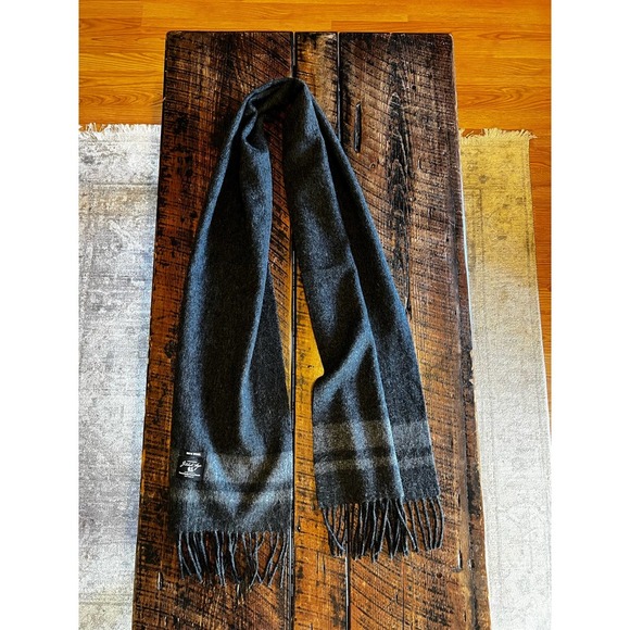 Gilded Age 100% Premium Quality Wool Scarf - Picture 8 of 10